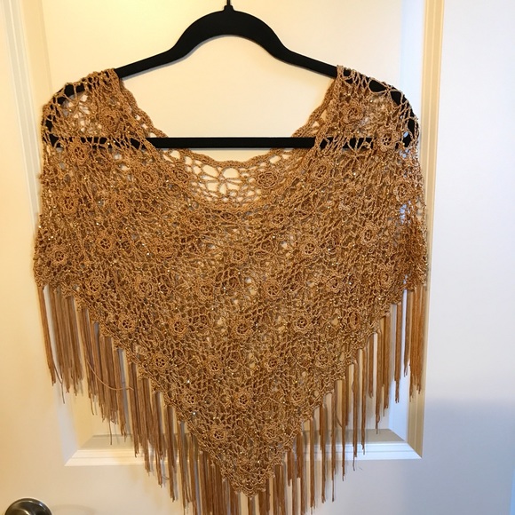 Vintage Gold crocheted overlay - Picture 1 of 2